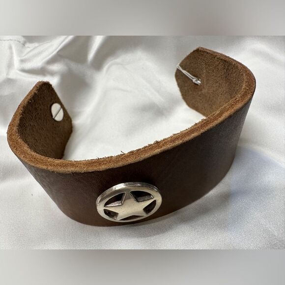 Brown Leather Cuff with Silver Star Accent  New Handmade Leather Cuff Bracelet - Picture 1 of 17